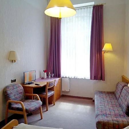 Gelber Hof Hotel 3*