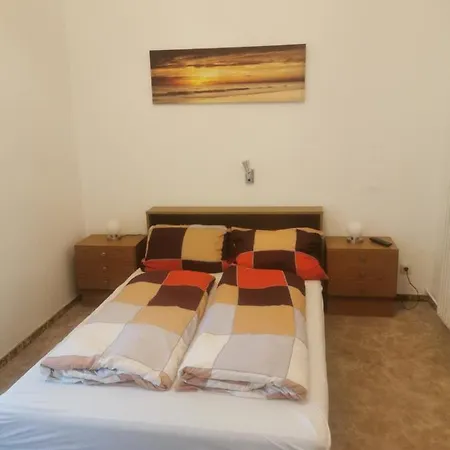 Gelber Hof Hotel