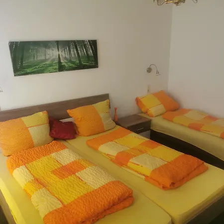 Gelber Hof Hotel 3*